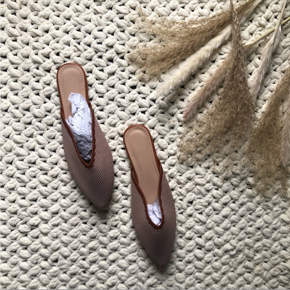 New Amazon size 9 shoes
